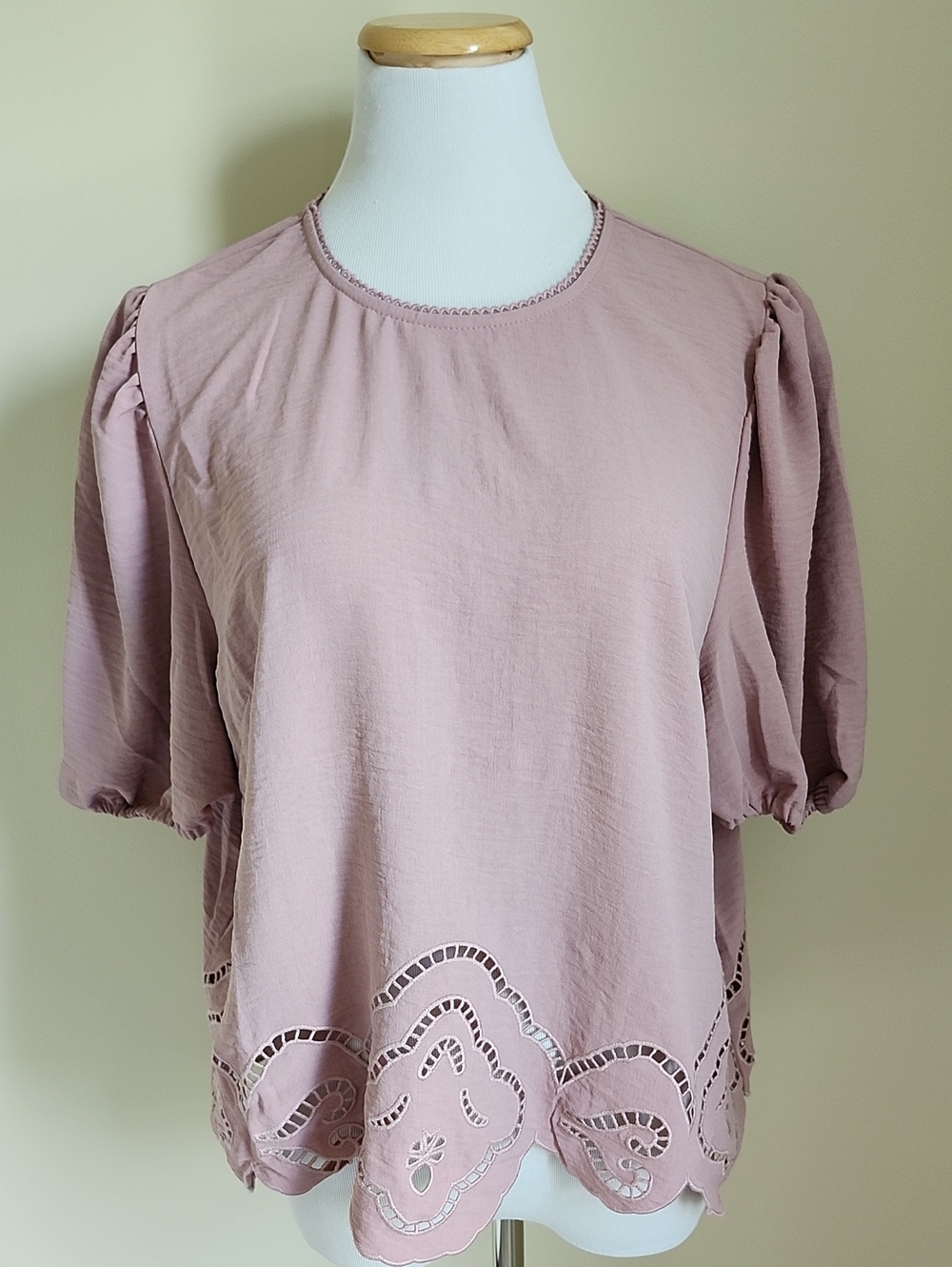 Adrianna Papell Mauve Puff Sleeve Blouse with Eyelet Scallop Hem